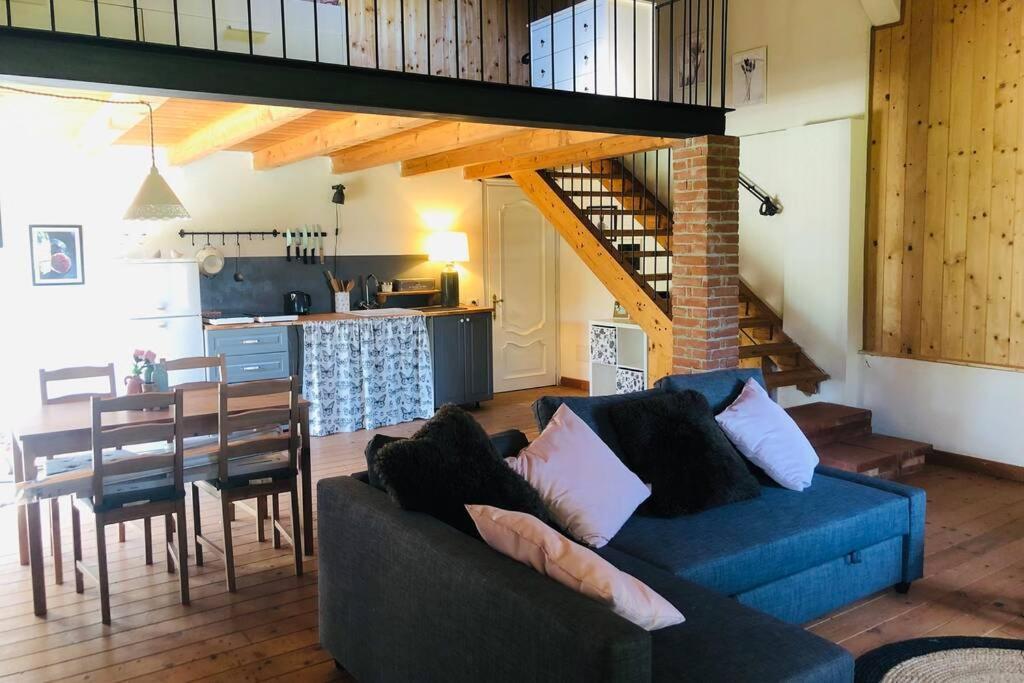 Вилла La Casa Nei Campi Badia Pavese Экстерьер фото