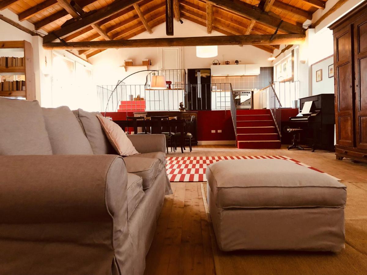 Вилла La Casa Nei Campi Badia Pavese Экстерьер фото