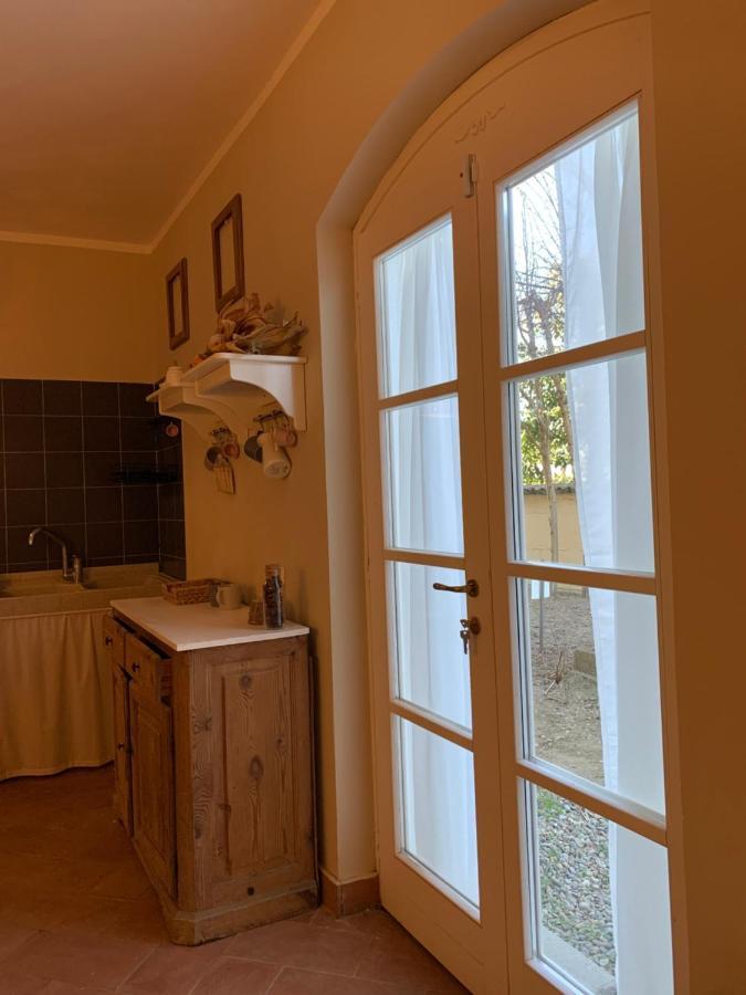 Вилла La Casa Nei Campi Badia Pavese Экстерьер фото